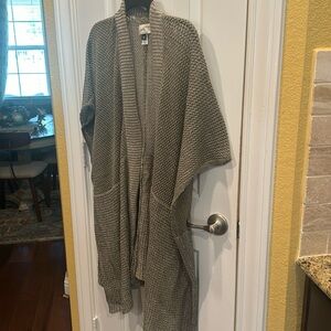 One size fits most long, open front sweater